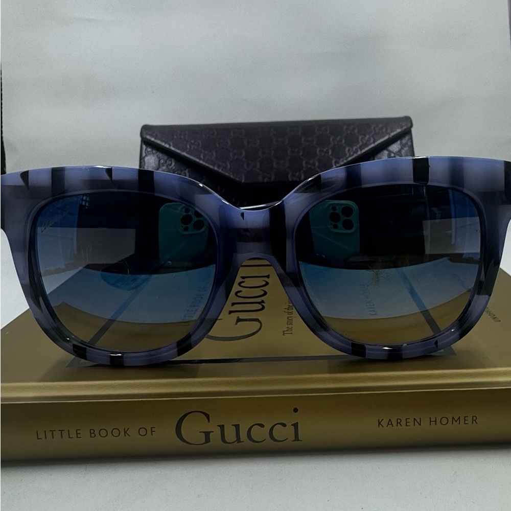 Gucci Black& Blue GUCCI Acetate Sunglasses - Picture 2 of 16